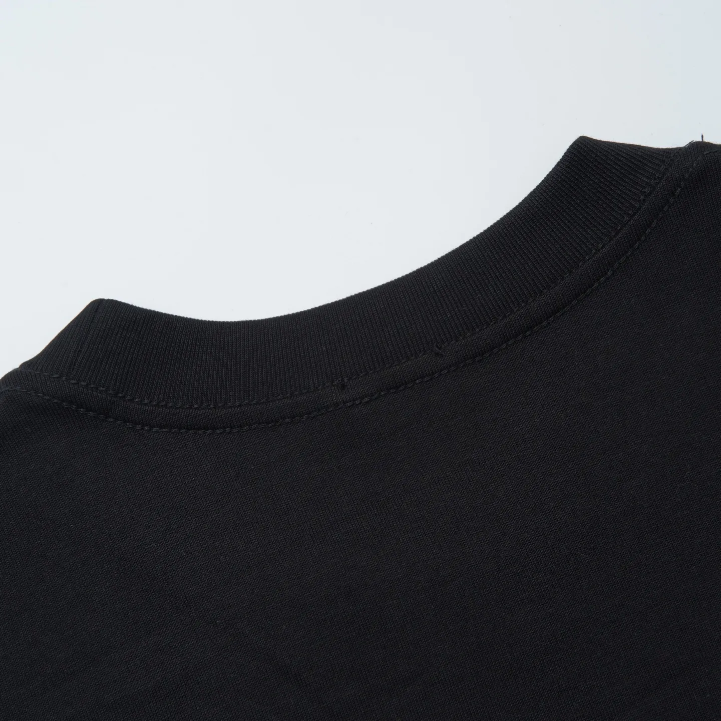 Burberry p100 ：B 616# - 320 . ： 。 （Du Pont） ， ， ，Breathable 。 ： logo Series Size：XS S M L : Gray Black
